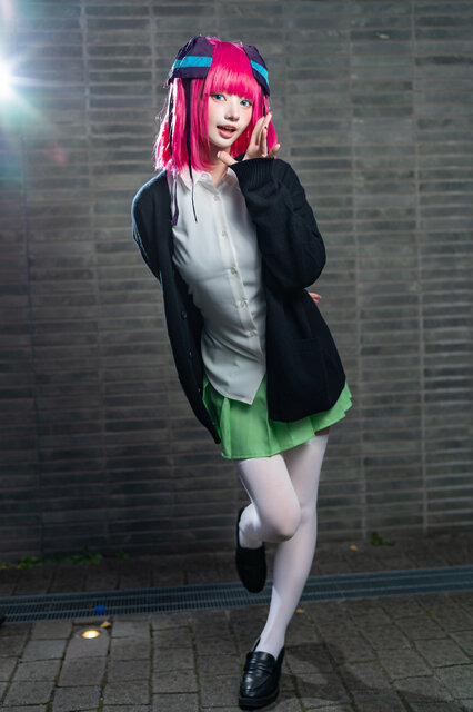 【コスプレ】「五等分の花嫁」三玖と二乃の共演が尊い！美しき人気レイヤーが魅せる一夜の奇跡【写真9枚】