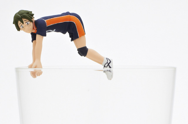 「ハイキュー!!」もコップのフチに引っかける　フィギュア「PUTITTO」シリーズに登場