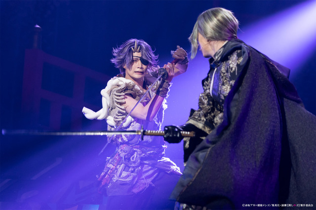 『演劇【推しの子】2.5次元舞台編』ゲネプロ舞台写真（C）赤坂アカ×横槍メンゴ／集英社・演劇【推しの子】製作委員会