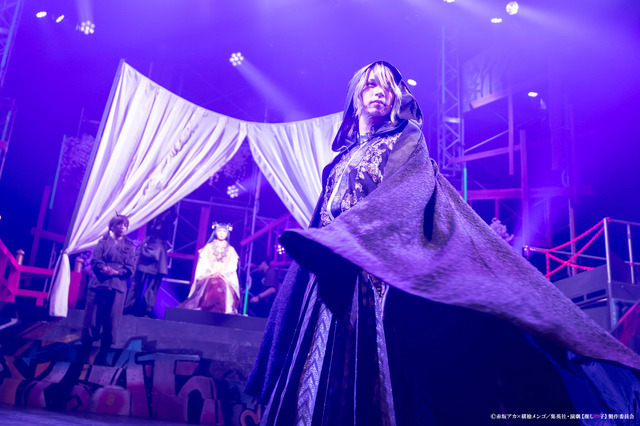 『演劇【推しの子】2.5次元舞台編』ゲネプロ舞台写真（C）赤坂アカ×横槍メンゴ／集英社・演劇【推しの子】製作委員会