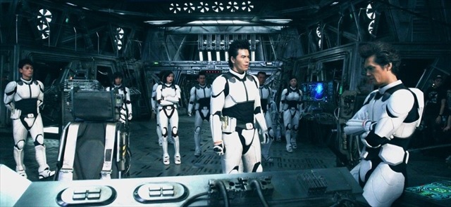 バグズ2号に潜入取材　精密セットで作り上げた映画「テラフォーマーズ」の魅力