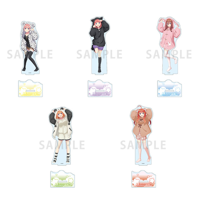 AKIHABARAゲーマーズ本店『五等分の花嫁＊』ポップアップコーナー販売グッズ「デカアクリルスタンド アニマルパーカー ver.」（C）春場ねぎ・講談社／「五等分の花嫁＊」製作委員会