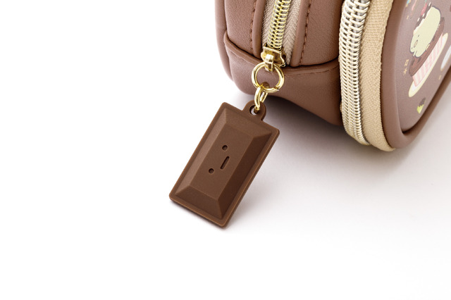 『すみっコぐらし』「喫茶すみっコでチョコレートフェア」テーマが登場「フロントポケットペンポーチ」（C）2025 SAN-X CO., LTD. ALL RIGHTS RESERVED.