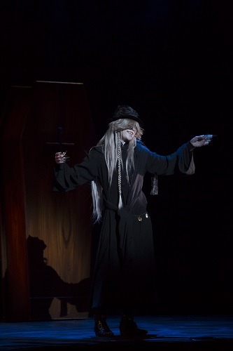 「ミュージカル「黒執事」-地に燃えるリコリス 2015-」(C)2015 枢やな/ミュージカル黒執事プロジェクト撮影：岸隆子（Studio Elenish）