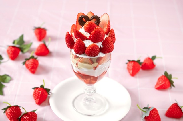 「とちぎいちごフェア」とちあいかたっぷりいちごパフェ