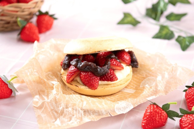 「とちぎいちごフェア」とちあいかとあずき豆乳くりーむ