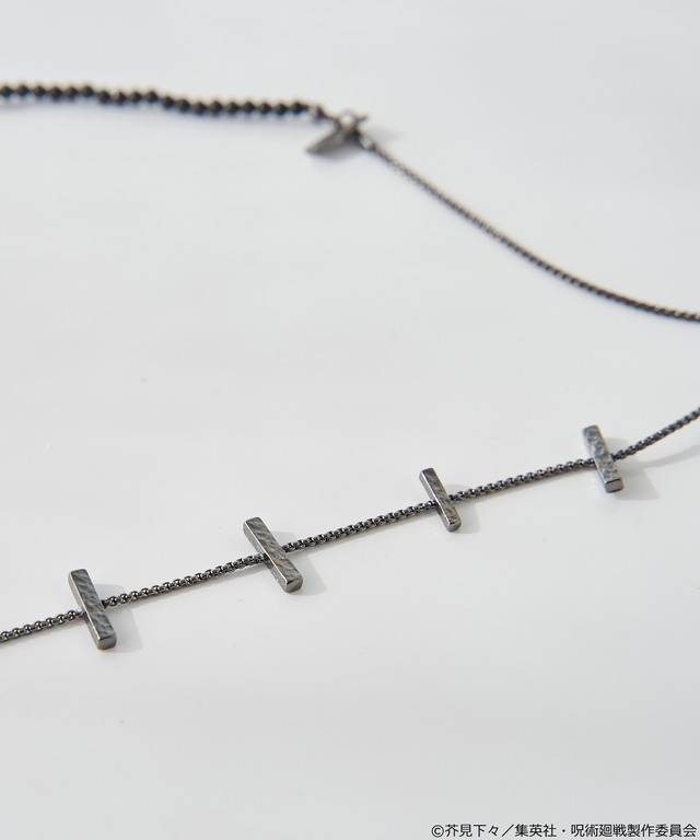 「呪術廻戦」五条のアイマスク、夏油の額の傷、虎杖の赤フードなどをイメージ♪「earth music&ecology Japan Label」コラボアイテム第2弾