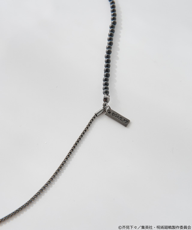 「呪術廻戦」五条のアイマスク、夏油の額の傷、虎杖の赤フードなどをイメージ♪「earth music&ecology Japan Label」コラボアイテム第2弾