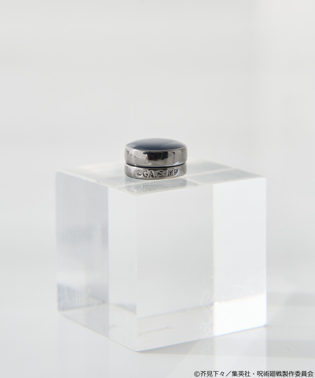 「呪術廻戦」五条のアイマスク、夏油の額の傷、虎杖の赤フードなどをイメージ♪「earth music&ecology Japan Label」コラボアイテム第2弾