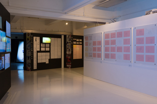 「MADOGATARI展」東京会場（c）SHAFT/MADOGATARI （c）Magica Quartet/Aniplex・Madoka Movie Project Rebellion （c）西尾維新/講談社・アニプレックス・シャフト