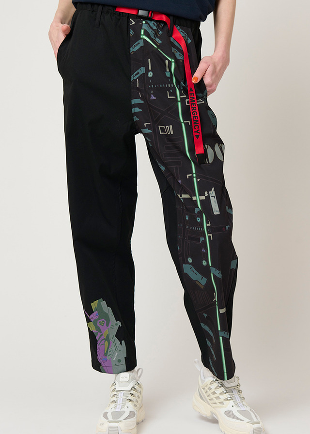 『新世紀エヴァンゲリオン』×グラニフ「発進！｜クライミングパンツ」（C）khara/Project Eva.