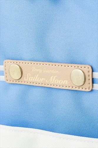 旅行にも便利　「美少女戦士セーラームーン」かわいいトローリーバッグ発売