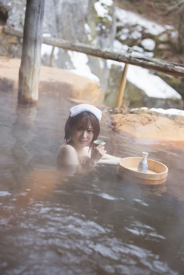 「夏吉ゆうこ写真集（仮）」先行カット第4弾