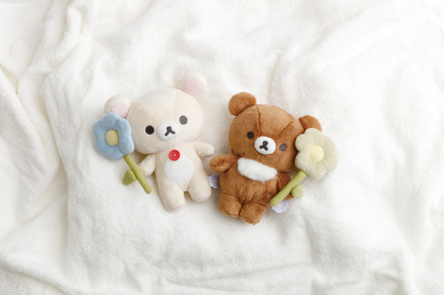 「リラックマ『BASIC RILAKKUMA Flower』ぬいぐるみ」各種（C）2025 SAN-X CO., LTD. ALL RIGHTS RESERVED.