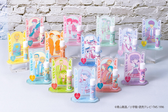 『Lovisia 名探偵コナンリップクリーム＆リップスタンド セット』各1,870円（税込）
