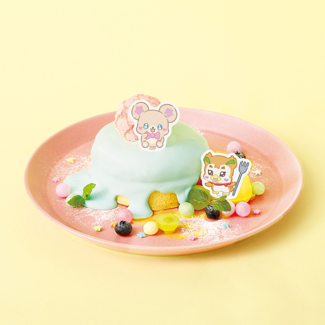 「ぷちきゅあはじめてかふぇ」のコラボデザートメニュー「もふるんとしろっぷの ぷりてぃ ホットケーキ」（C）ぷちきゅあぱーとなーず
