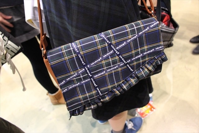 「WORKING!!!」「Fate/Grand Order」ファッションアイテムもどんどんオシャレに【コミケ89レポート】