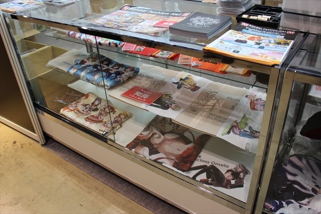 「WORKING!!!」「Fate/Grand Order」ファッションアイテムもどんどんオシャレに【コミケ89レポート】