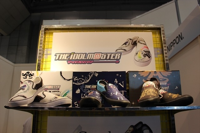 「WORKING!!!」「Fate/Grand Order」ファッションアイテムもどんどんオシャレに【コミケ89レポート】