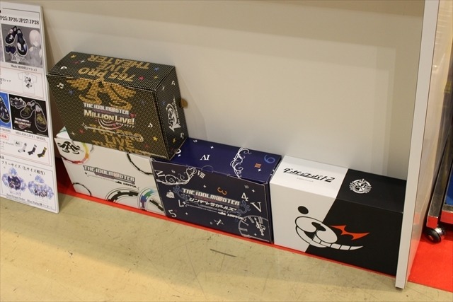 「WORKING!!!」「Fate/Grand Order」ファッションアイテムもどんどんオシャレに【コミケ89レポート】