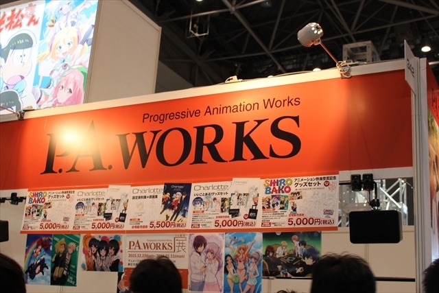 最新作のビジュアルやPVも、企業ブースは大盛況【コミケ89レポート】