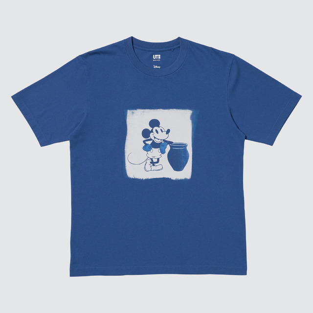 ユニクロ「MEN ディズニー イン ブルー UT」カラー：65 BLUE（C）Disney