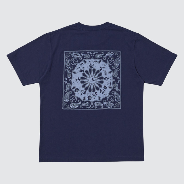 ユニクロ「MEN ディズニー イン ブルー UT」カラー：68 BLUE（C）Disney