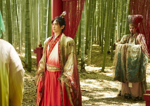 『パリピ孔明 THE MOVIE』場面写真