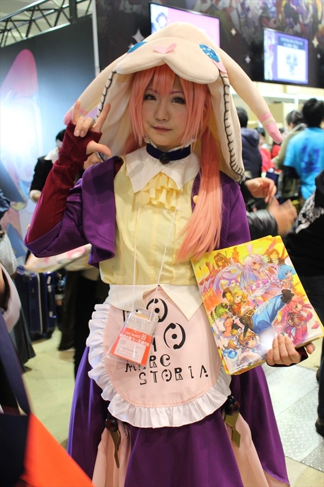 最新作のビジュアルやPVも、企業ブースは大盛況【コミケ89レポート】