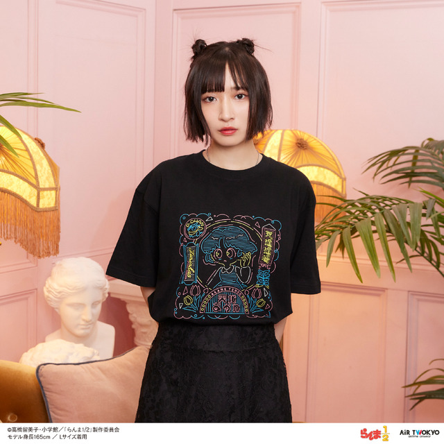 AIR TWOKYOがTVアニメ『らんま1/2』のグッズを販売。「ネオン中華Tシャツ 3（天道あかね）」（C）高橋留美子・小学館／「らんま1/2」製作委員会