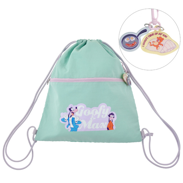 ディズニーストア「グーフィー＆マックス ナップサック チャーム付き GOOFY BIRTHDAY」（C）Disney