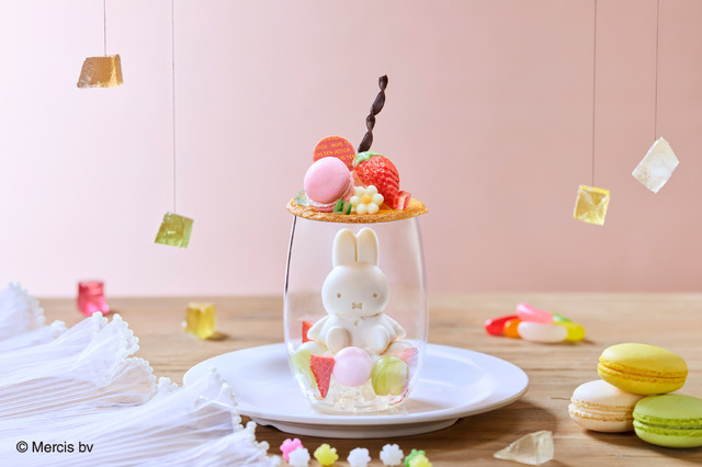 Everyday Celebration Kitchenの「おかしのくにのミッフィーパフェ」（C）Mercis bv