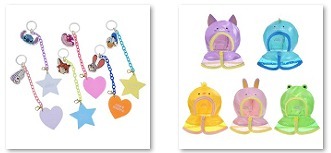 ディズニー「シークレットアンブレラマーカー＆ストッパー」900円「シークレットポンチョ（ユニベアシティぬいぐるみキーチェーン専用）」各2,000円（C）Disney