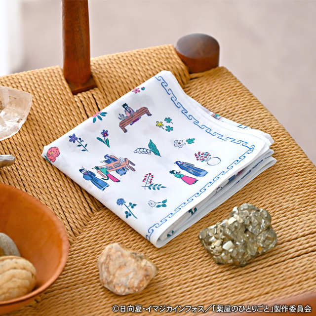 TVアニメ『薬屋のひとりごと』「鬼頭祈コラボ バンダナ」（C）日向夏・イマジカインフォス／「薬屋のひとりごと」製作委員会