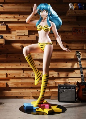 「ラムちゃん等身大フィギュア」