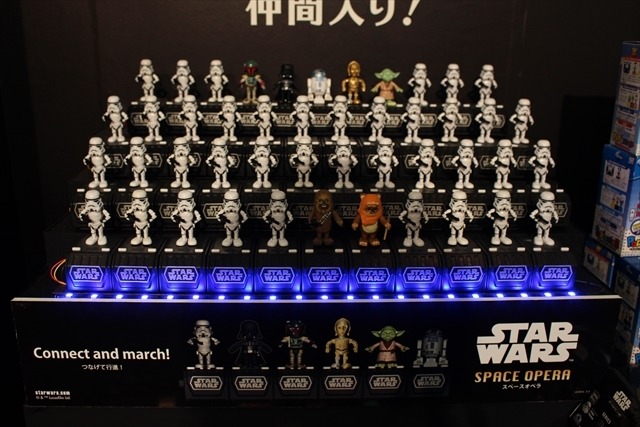 「スター・ウォーズ」が怒涛の展開　タカラトミーアーツ2016年の商品を一挙紹介