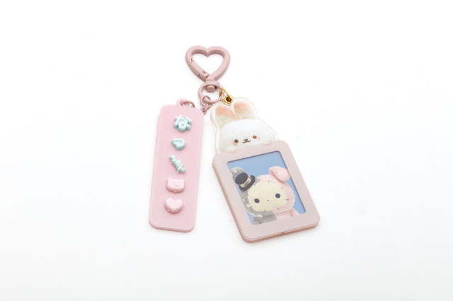 「えらんでコカスタムキーホルダー」カスタム例（C）2025 SAN-X CO., LTD. ALL RIGHTS RESERVED.