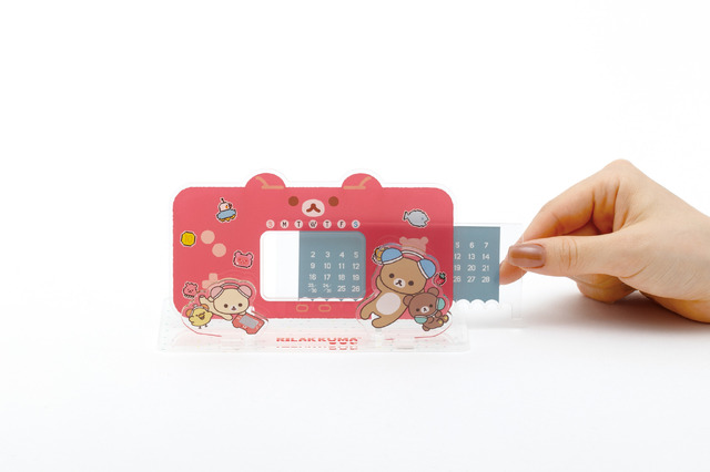 「ゲーミングリラックマ アクリル万年カレンダー」（C）2025 SAN-X CO., LTD. ALL RIGHTS RESERVED.