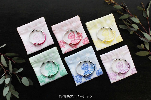 「Yes！プリキュア5GoGo！ 京くみひもブレスレット＆バネ口ポーチ」（C）東映アニメーション