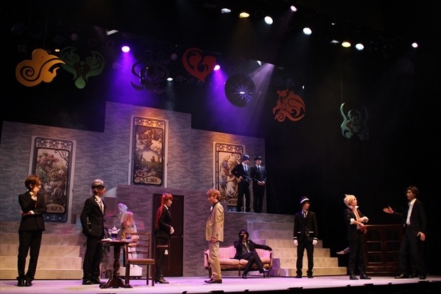 「アルカナ・ファミリア Valentino」衝撃の展開に怒涛のアクション、舞台ならではの演出がみどころ