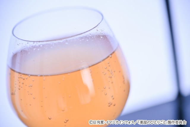 TVアニメ『薬屋のひとりごと』オリジナル薬膳コーラ「猫猫可楽」