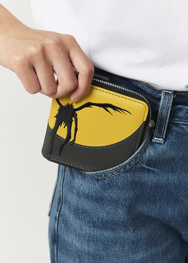 『DEATH NOTE』×グラニフ「月夜のリューク｜ジップウォレット」（C）大場つぐみ・小畑健／集英社