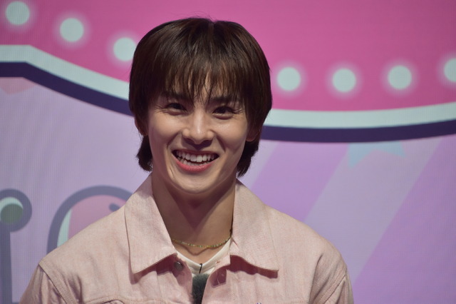 「MY MELODY KUROMI GAME PLAZA」に登壇した川西拓実＆河野純喜