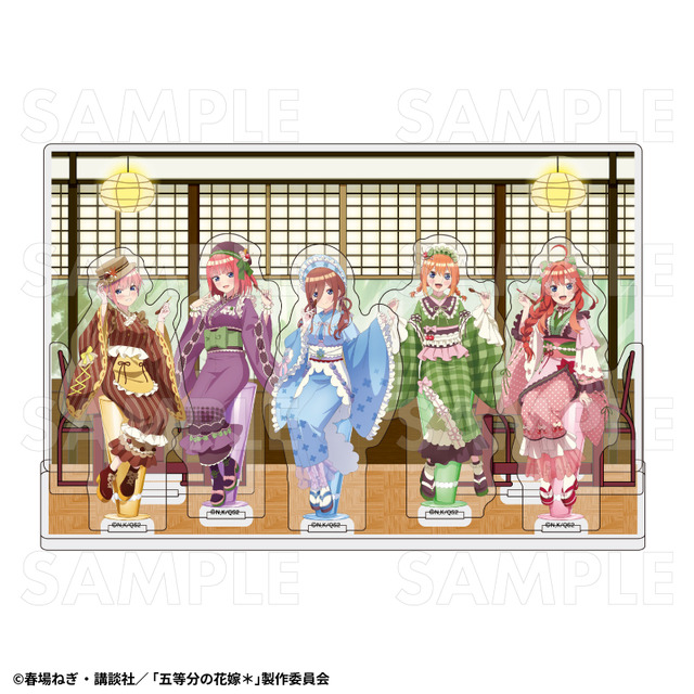 五等分の花嫁」二乃、三玖、四葉たちの和パフェドレス姿でおもてなし