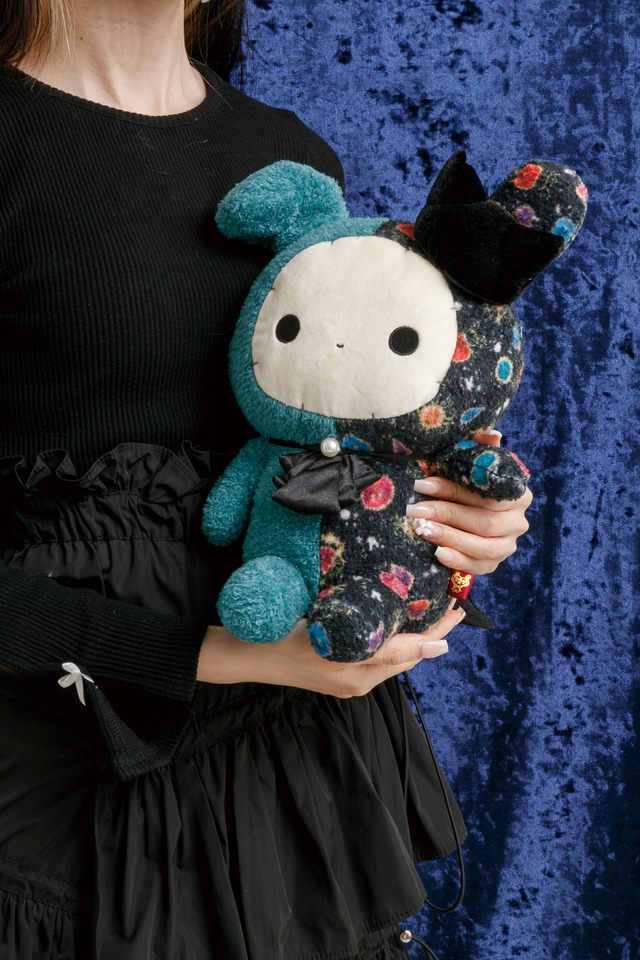 センチメンタルサーカス新テーマ 永遠の魔法と願いのグリモワール「ぬいぐるみ（M）」（C）2025 SAN-X CO., LTD. ALL RIGHTS RESERVED.