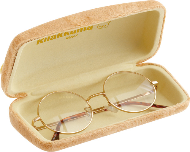 「ぬいぐるみメガネケース　リラックマ」使用例（C）2025 SAN-X CO., LTD. ALL RIGHTS RESERVED.