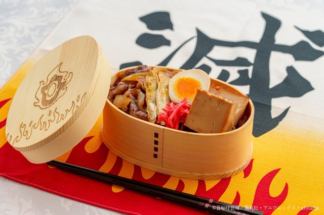 「上等牛鍋弁当」とオリジナルノベルティ