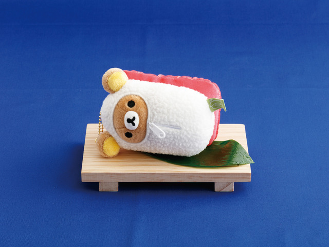 『リラックマ』『すみっコぐらし』の「いつでもおすし雑貨」が新登場。使用イメージ（C）2025 SAN-X CO., LTD. ALL RIGHTS RESERVED.