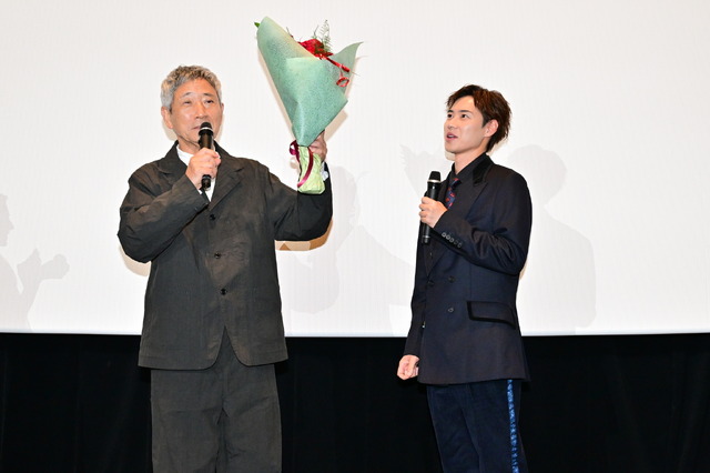 『ホウセンカ』完成披露舞台挨拶 オフィシャルスチール