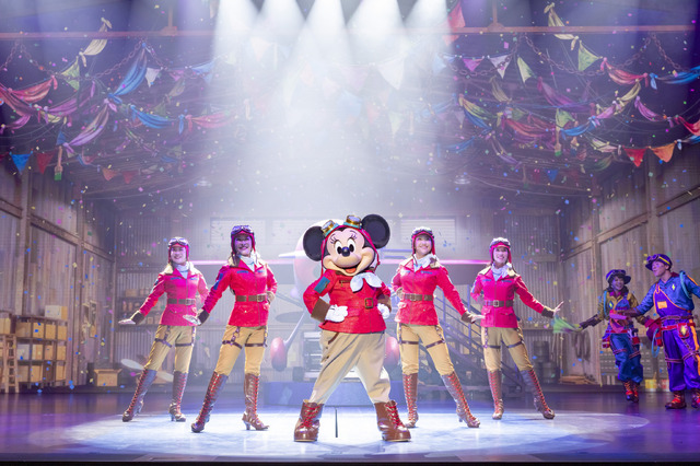 終演する「ビッグバンドビート」のイベントも開催中！暑さやわらぐレイトサマーの東京ディズニーシーを満喫